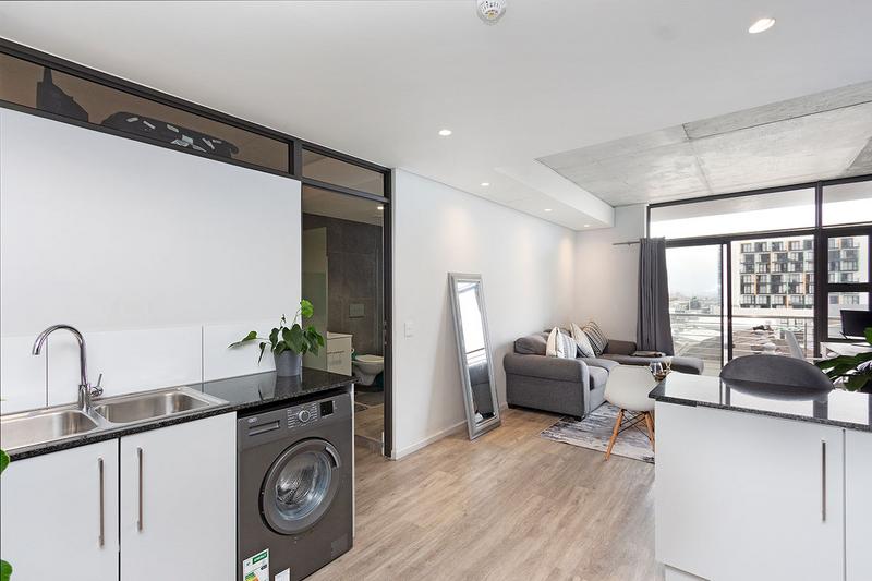 1 Bedroom Property for Sale in Woodstock Western Cape